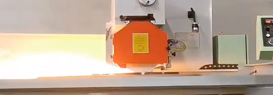 सतह से पीसने की मशीन