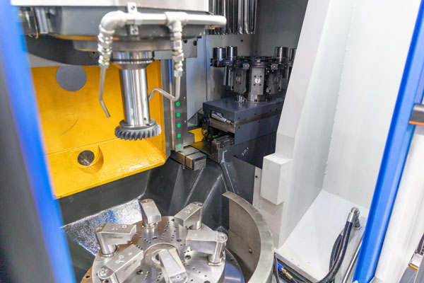 गियर स्काइविंग मशीन, गियर कटर