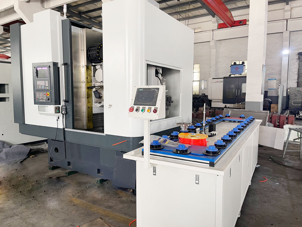 गियर-हॉबिंग मशीन